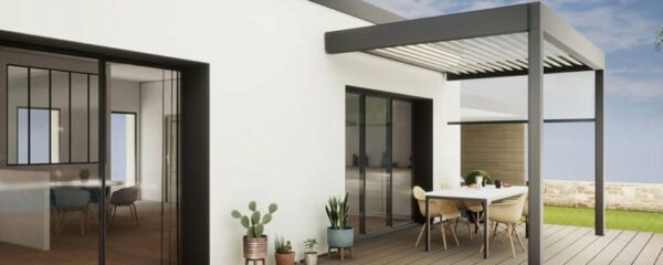 Stores et rideaux pour pergola
